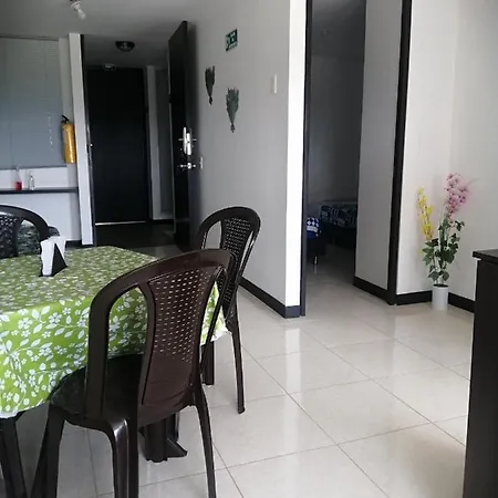 Apartamento Familiar A 3 Km Del Parque Del Cafe Montenegro Exterior photo